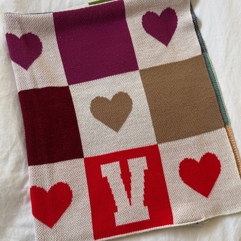 BaubleBar Letter V Heart Blanket